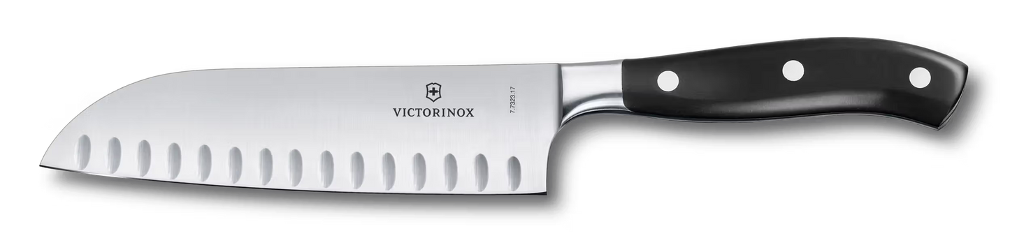 VICTORINOX GRAND MAîTRE, SANTOKUMES 17 CM